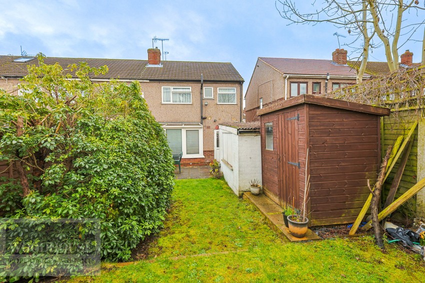 Images for Edinburgh Crescent, Waltham Cross, Hertfordshire EAID:3131305421 BID:11055924