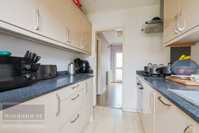 Images for Edinburgh Crescent, Waltham Cross, Hertfordshire EAID:3131305421 BID:11055924
