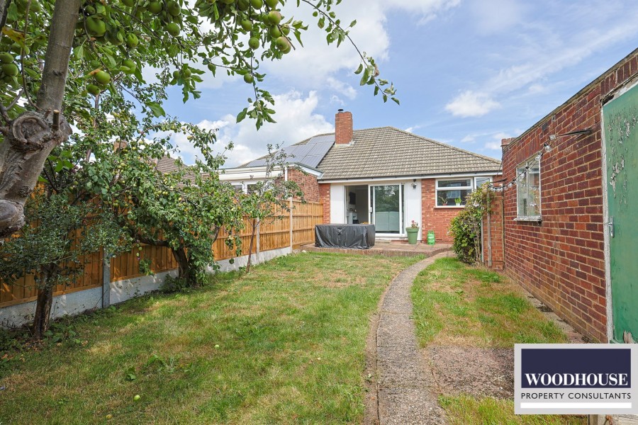 Images for Winton Drive, Cheshunt, Hertfordshire EAID:3131305421 BID:11055924