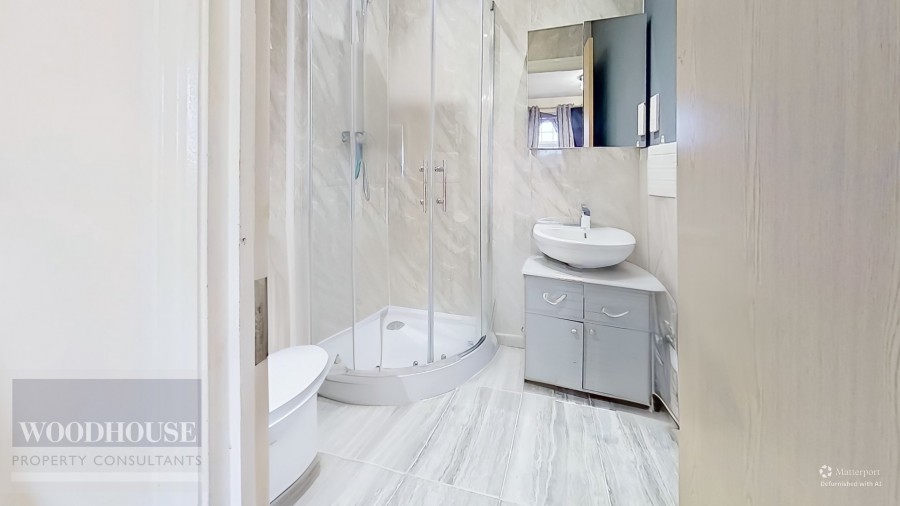 Images for Glen Luce, Cheshunt, Hertfordshire EAID:3131305421 BID:11055924
