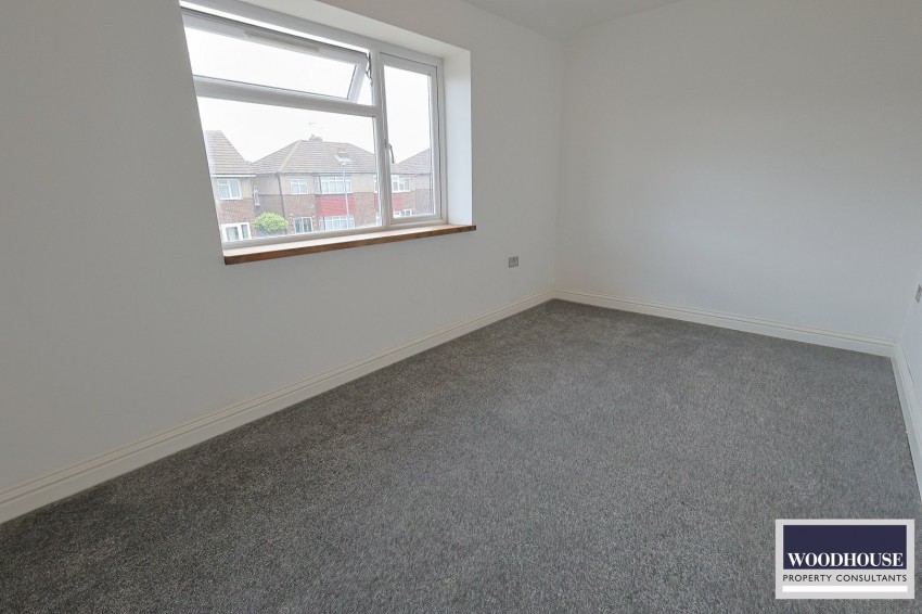 Images for Central Avenue, Waltham Cross, Hertfordshire EAID:3131305421 BID:11055924