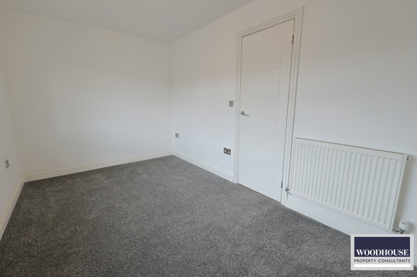 Images for Central Avenue, Waltham Cross, Hertfordshire EAID:3131305421 BID:11055924