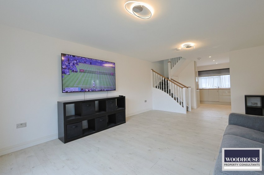 Images for Central Avenue, Waltham Cross, Hertfordshire EAID:3131305421 BID:11055924