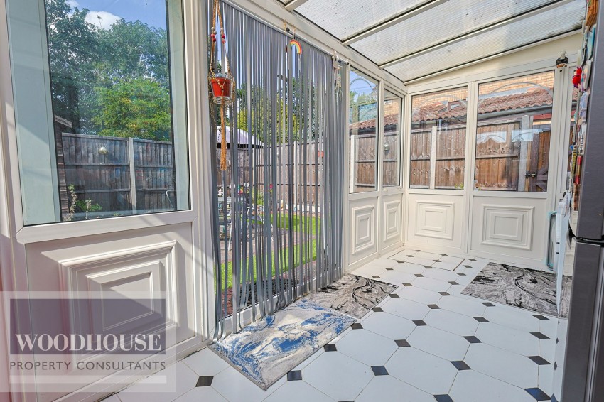 Images for Lower Meadow, Cheshunt, Hertfordshire EAID:3131305421 BID:11055924