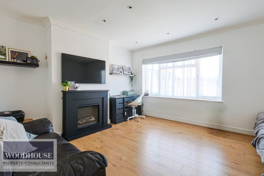 Images for Royal Avenue, Waltham Cross EAID:3131305421 BID:11055924