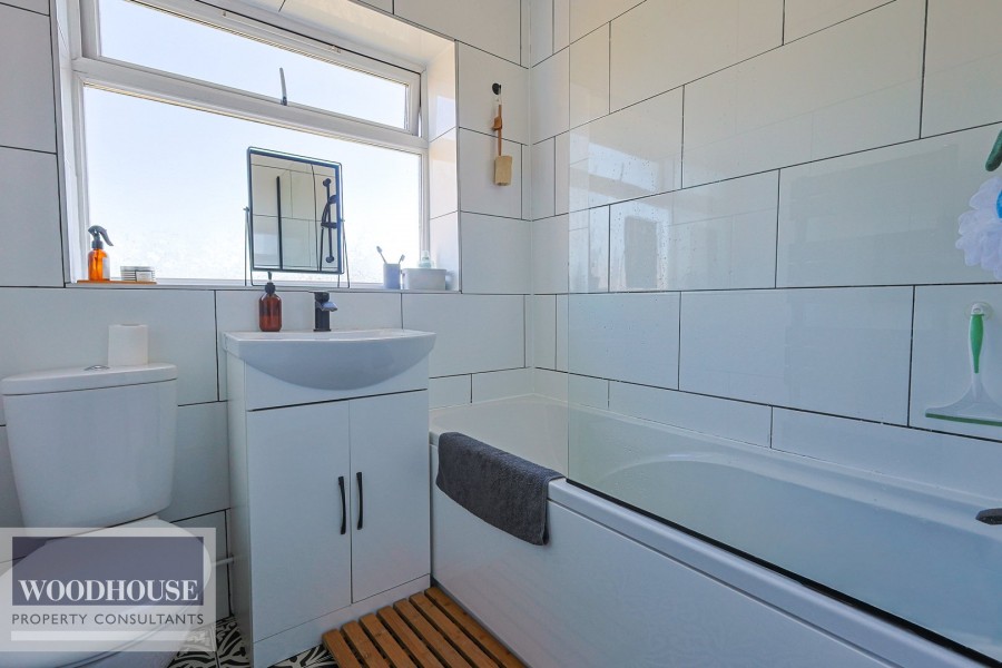Images for Royal Avenue, Waltham Cross EAID:3131305421 BID:11055924