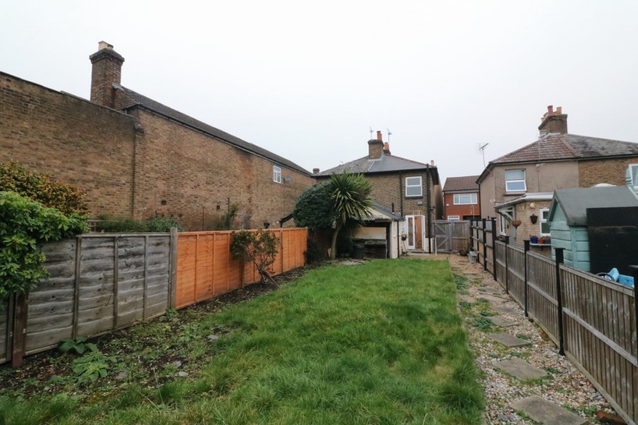 Images for Albury Grove Road, Cheshunt, Hertfordshire EAID:3131305421 BID:11055924