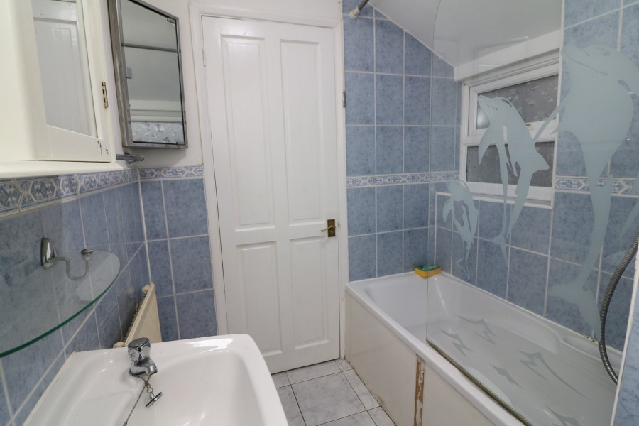 Images for Albury Grove Road, Cheshunt, Hertfordshire EAID:3131305421 BID:11055924