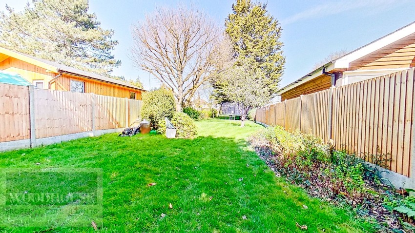 Images for Albury Ride, Cheshunt, Hertfordshire EAID:3131305421 BID:11055924