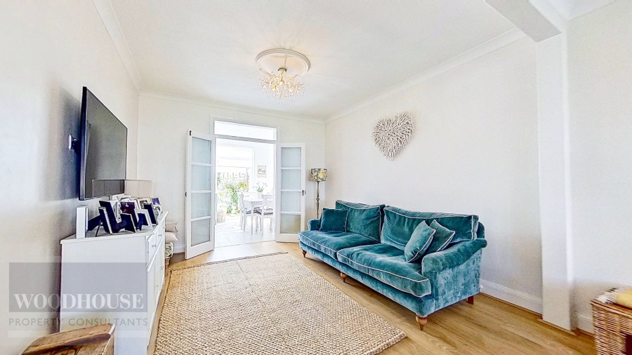 Images for Albury Ride, Cheshunt, Hertfordshire EAID:3131305421 BID:11055924