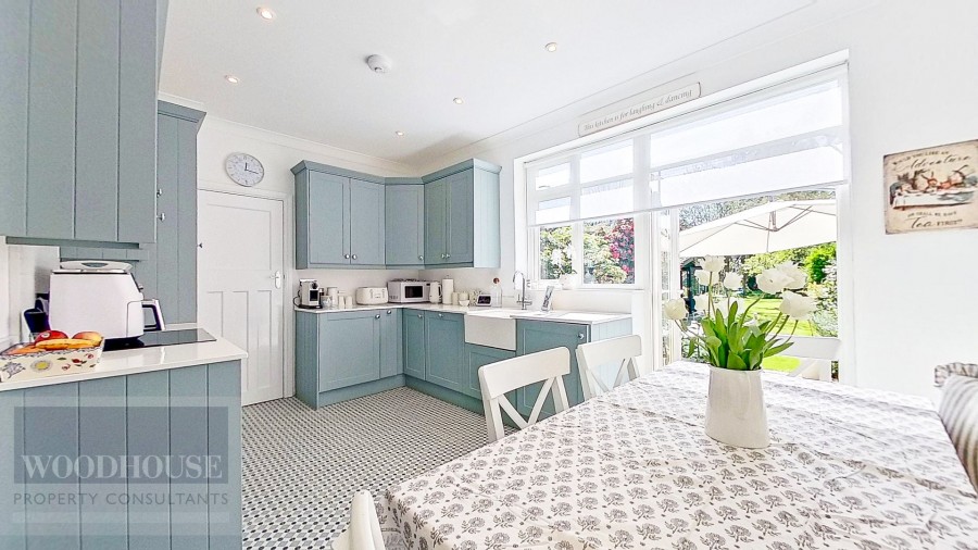 Images for Albury Ride, Cheshunt, Hertfordshire EAID:3131305421 BID:11055924