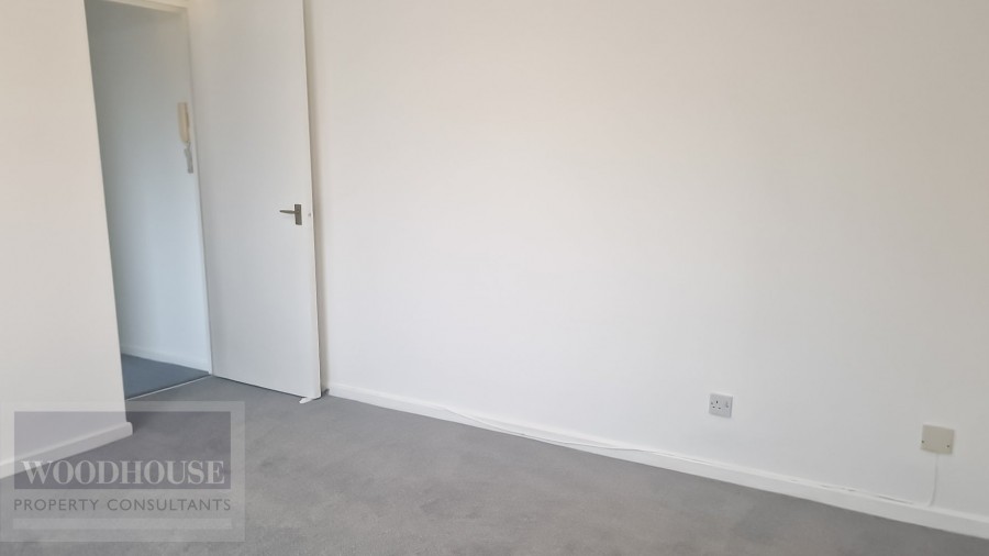 Images for Sandringham Way, Waltham Cross, Hertfordshire EAID:3131305421 BID:11055924