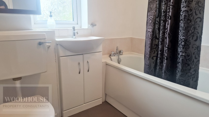 Images for Sandringham Way, Waltham Cross, Hertfordshire EAID:3131305421 BID:11055924