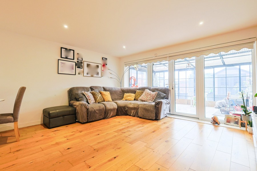 Images for Hazlemere Marina, Waltham Abbey, Hertfordshire EAID:3131305421 BID:11055924