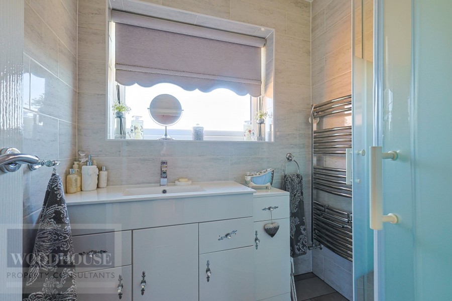 Images for Martins Drive, Cheshunt, Hertfordshire EAID:3131305421 BID:11055924