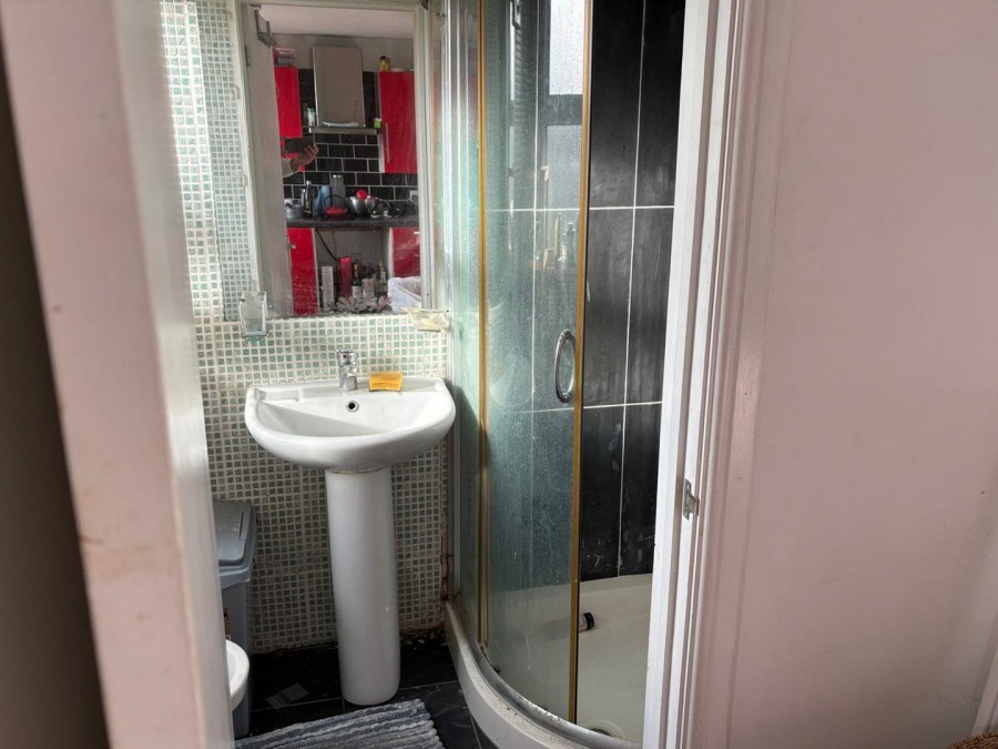 Images for Broad Lane, London EAID:3131305421 BID:11055924