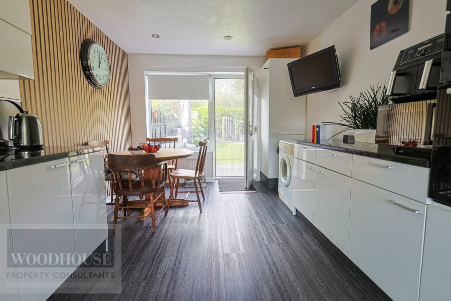 Images for Cheshunt, Waltham Cross, Hertfordshire EAID:3131305421 BID:11055924