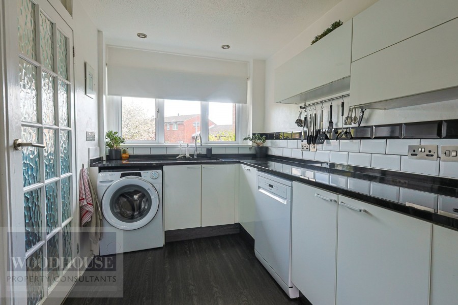 Images for Cheshunt, Waltham Cross, Hertfordshire EAID:3131305421 BID:11055924