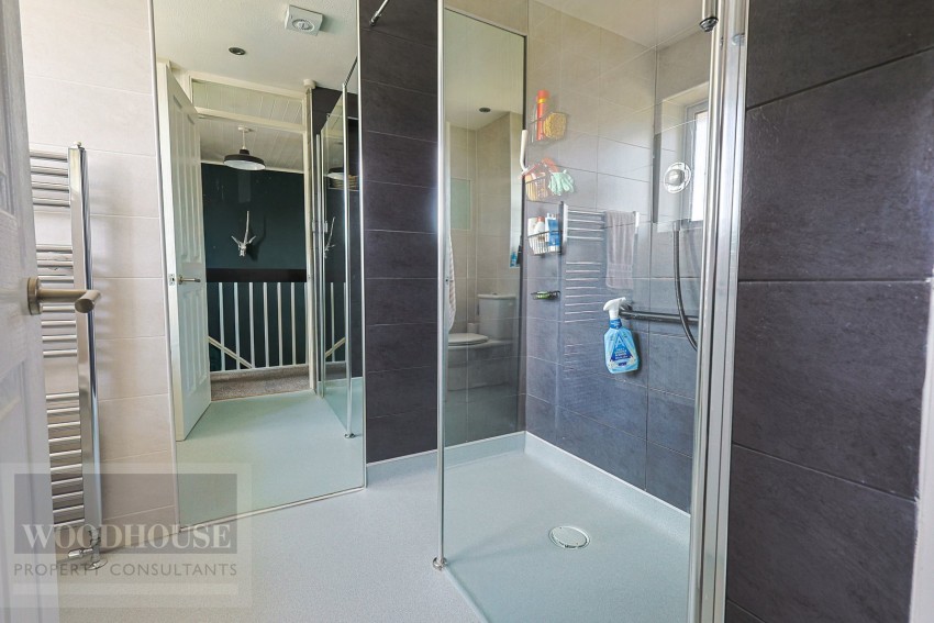 Images for Cheshunt, Waltham Cross, Hertfordshire EAID:3131305421 BID:11055924