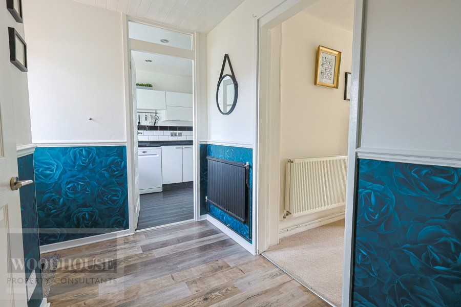 Images for Cheshunt, Waltham Cross, Hertfordshire EAID:3131305421 BID:11055924