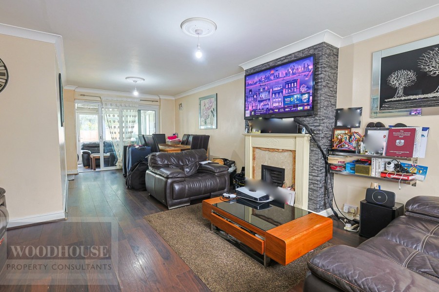 Images for Elgin Road, Cheshunt, Hertfordshire EAID:3131305421 BID:11055924