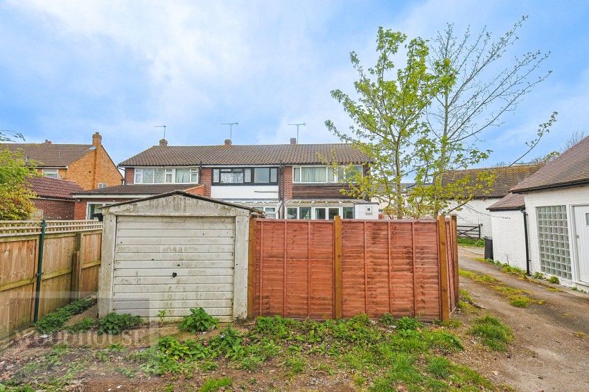 Images for Elgin Road, Cheshunt, Hertfordshire EAID:3131305421 BID:11055924