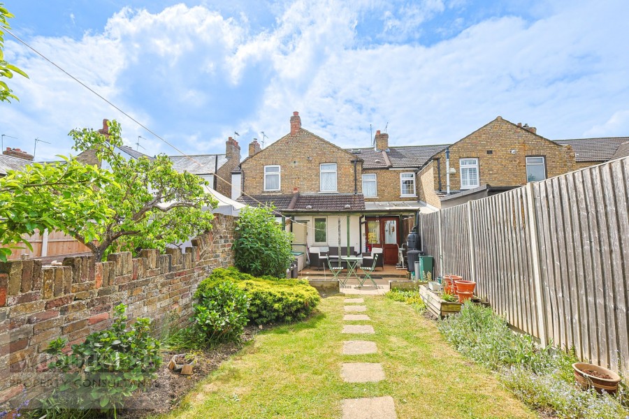 Images for Windmill Lane, Cheshunt, Hertfordshire EAID:3131305421 BID:11055924