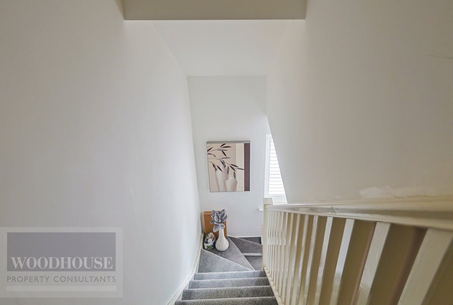 Images for Queens Road, Waltham Cross, Hertfordshire EAID:3131305421 BID:11055924