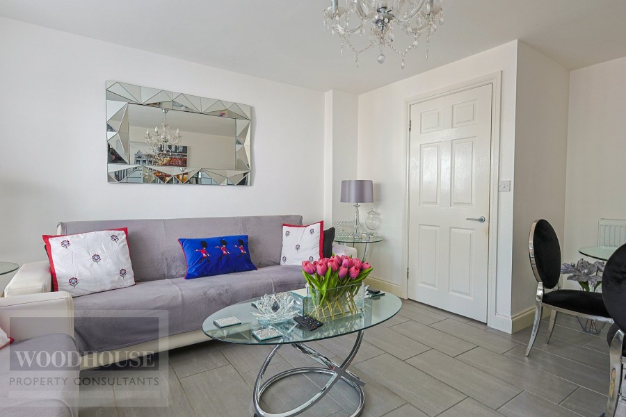 Images for Queens Road, Waltham Cross, Hertfordshire EAID:3131305421 BID:11055924