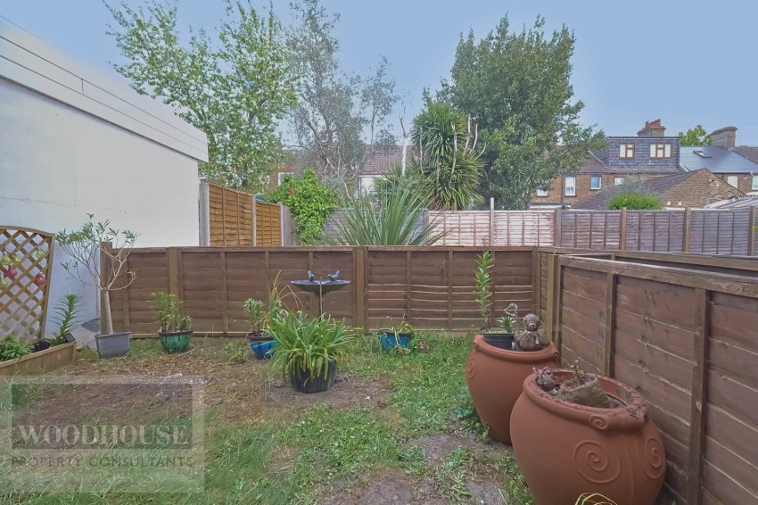 Images for Queens Road, Waltham Cross, Hertfordshire EAID:3131305421 BID:11055924