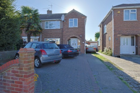 Bullwell Crescent, Cheshunt, Hertfordshire