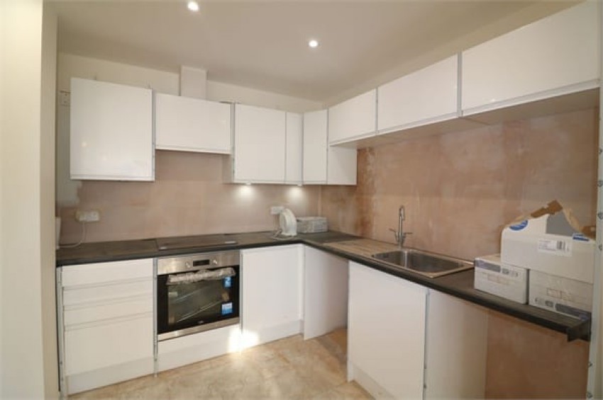 Images for Trinity Lane, Waltham Cross, Hertfordshire EAID:3131305421 BID:11055924