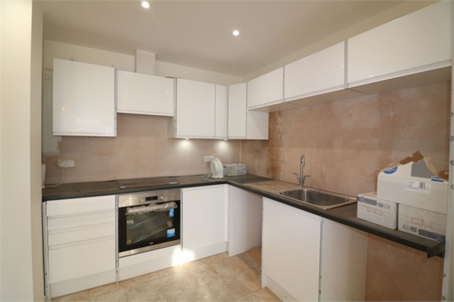 Images for Trinity Lane, Waltham Cross, Hertfordshire EAID:3131305421 BID:11055924