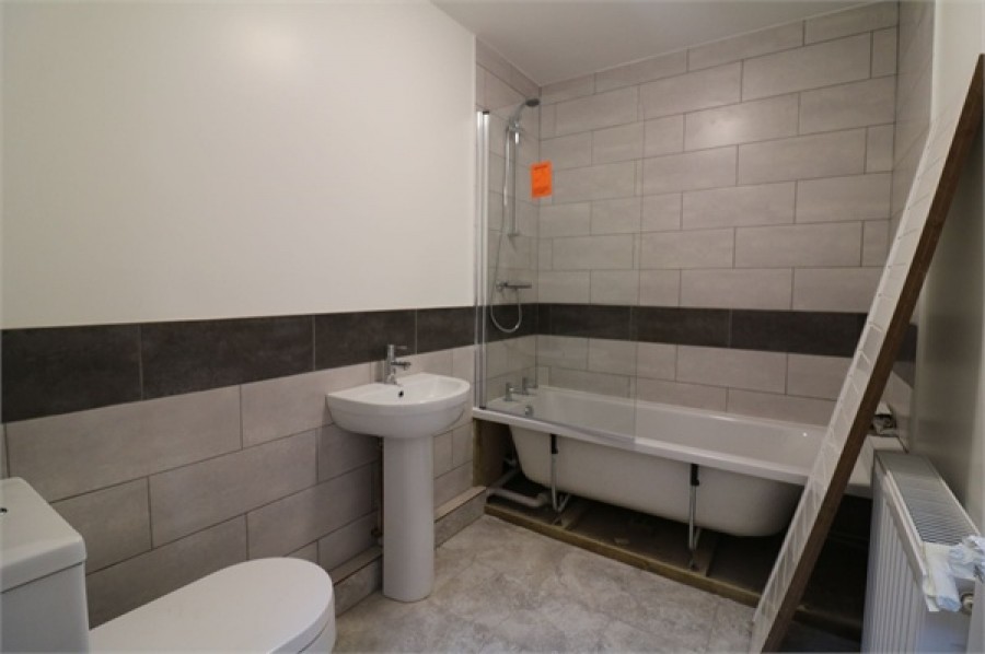 Images for Trinity Lane, Waltham Cross, Hertfordshire EAID:3131305421 BID:11055924