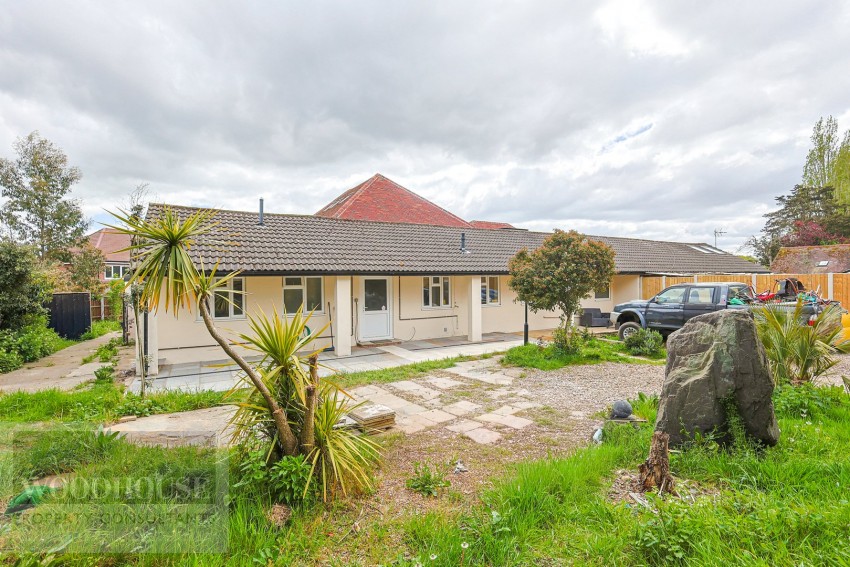 Images for Goffs Lane, Goffs Oak, Hertfordshire EAID:3131305421 BID:11055924