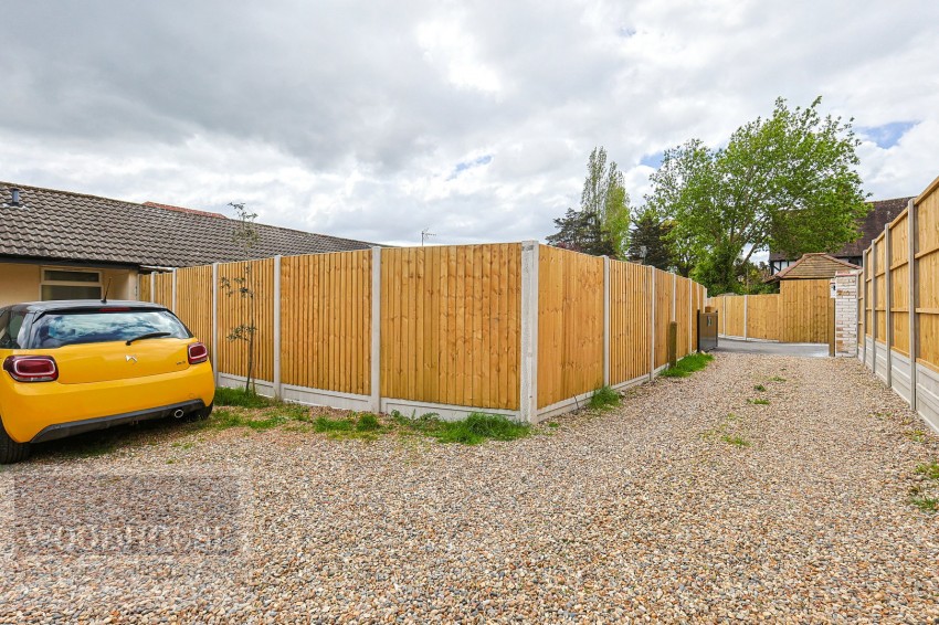 Images for Goffs Lane, Goffs Oak, Hertfordshire EAID:3131305421 BID:11055924