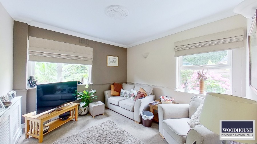 Images for Silver Street, Goffs Oak, Hertfordshire EAID:3131305421 BID:11055924