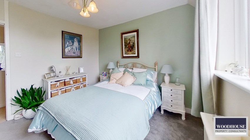 Images for Silver Street, Goffs Oak, Hertfordshire EAID:3131305421 BID:11055924