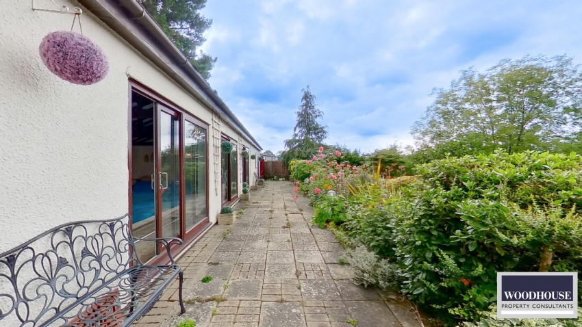 Images for Silver Street, Goffs Oak, Hertfordshire EAID:3131305421 BID:11055924