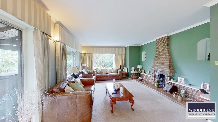 Images for Silver Street, Goffs Oak, Hertfordshire EAID:3131305421 BID:11055924