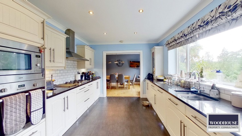 Images for Silver Street, Goffs Oak, Hertfordshire EAID:3131305421 BID:11055924