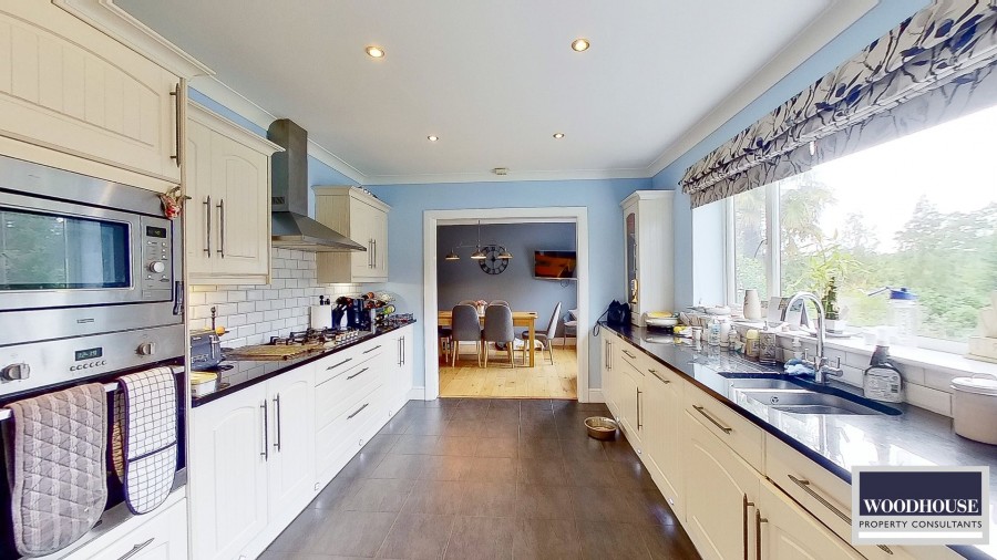 Images for Silver Street, Goffs Oak, Hertfordshire EAID:3131305421 BID:11055924