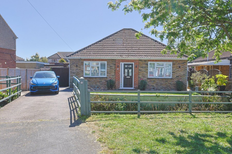 Images for Trinity Lane, Waltham Cross, Hertfordshire EAID:3131305421 BID:11055924