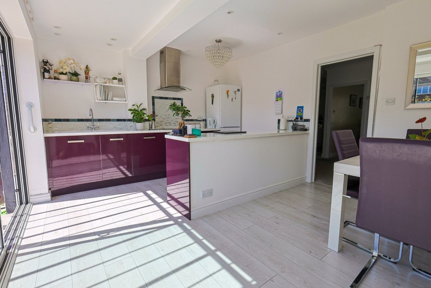 Images for Trinity Lane, Waltham Cross, Hertfordshire EAID:3131305421 BID:11055924
