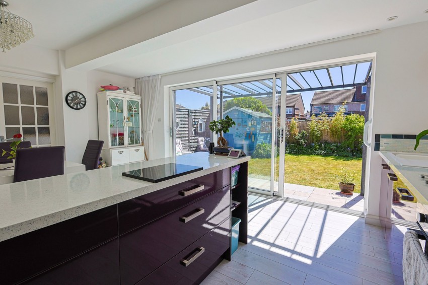 Images for Trinity Lane, Waltham Cross, Hertfordshire EAID:3131305421 BID:11055924
