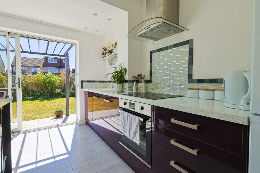 Images for Trinity Lane, Waltham Cross, Hertfordshire EAID:3131305421 BID:11055924