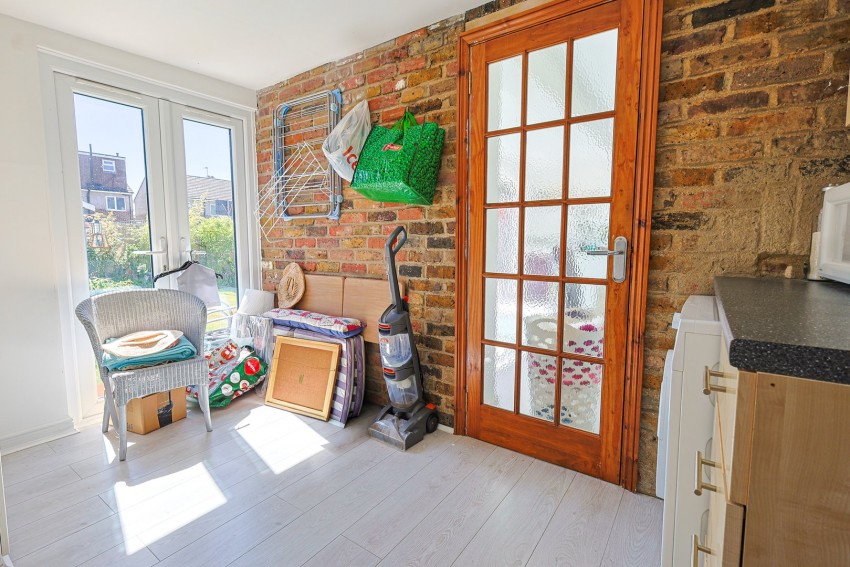 Images for Trinity Lane, Waltham Cross, Hertfordshire EAID:3131305421 BID:11055924