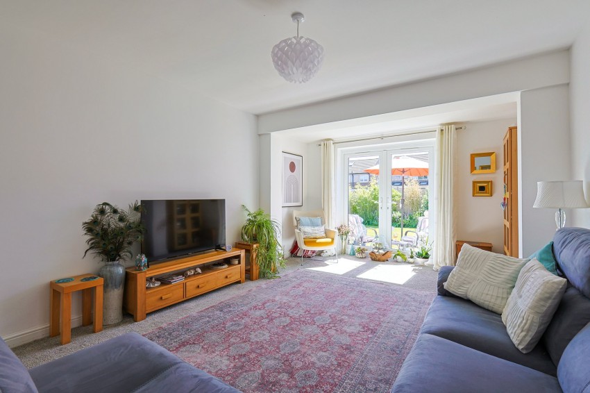 Images for Trinity Lane, Waltham Cross, Hertfordshire EAID:3131305421 BID:11055924