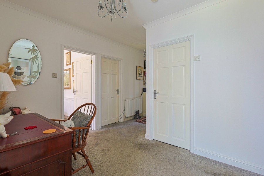 Images for Trinity Lane, Waltham Cross, Hertfordshire EAID:3131305421 BID:11055924