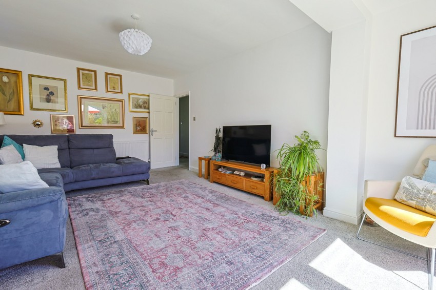 Images for Trinity Lane, Waltham Cross, Hertfordshire EAID:3131305421 BID:11055924